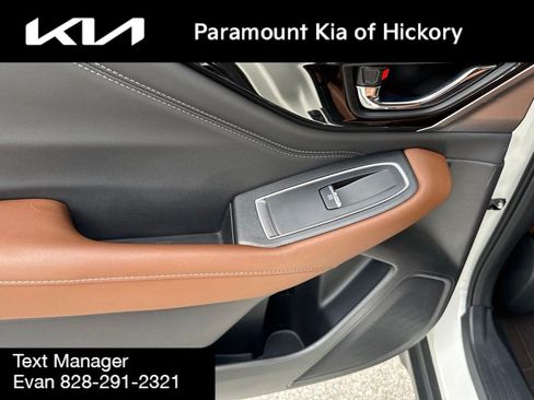 Used 2022 Subaru Outback Touring XT AWD/4WD image 13