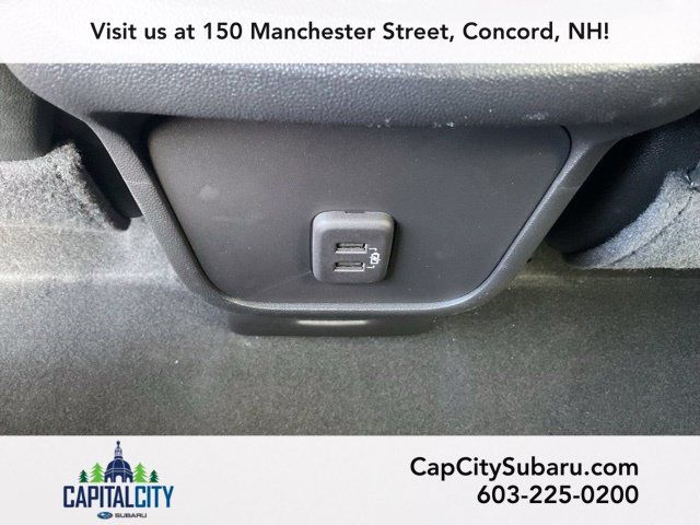 Used 2023 Chevrolet Equinox Premier AWD/4WD image 19