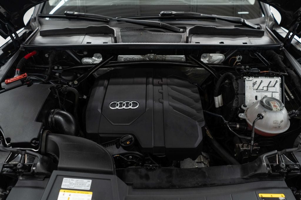 Used 2021 Audi Q5 2.0T Premium Plus w/ Premium Plus Package AWD/4WD image 38