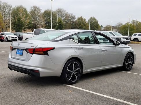 Used 2023 Nissan Altima 2.5 SR image 4