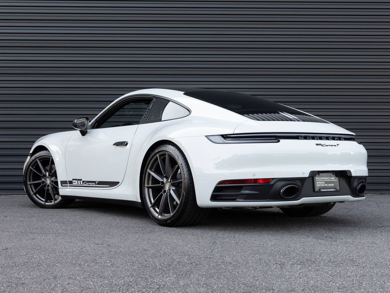 Used 2024 Porsche 911 Carrera T RWD image 3