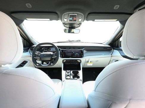 New 2026 Jeep Cherokee Laredo AWD/4WD image 22