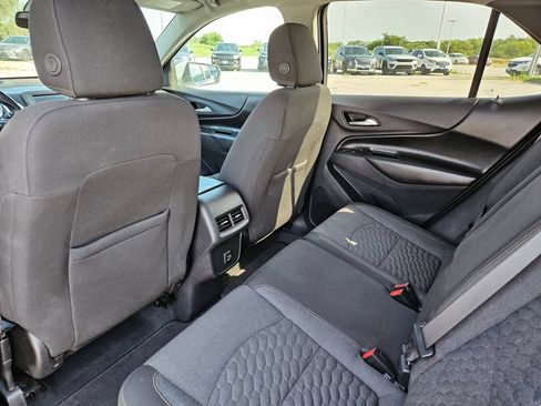 Used 2021 Chevrolet Equinox LT FWD image 25
