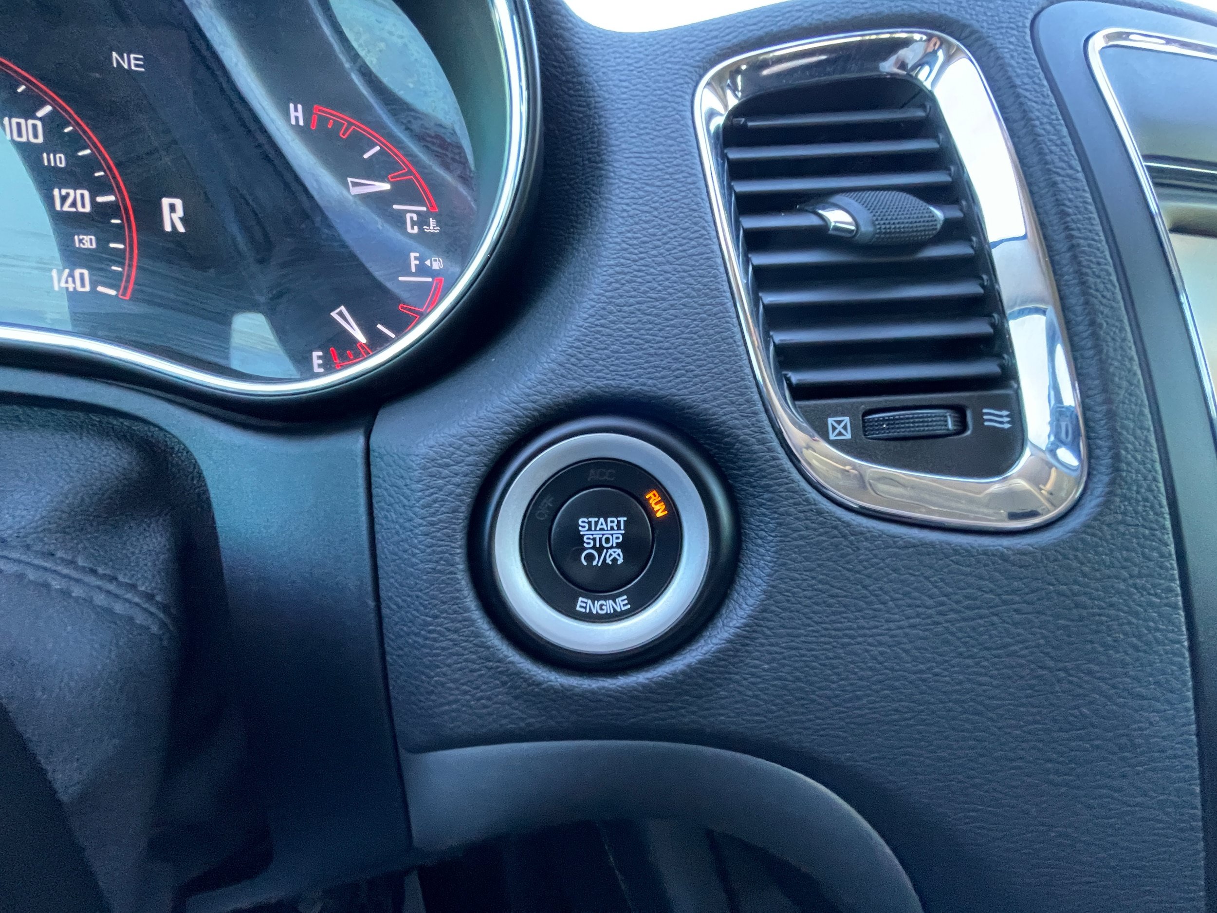 Used 2018 Nissan Pathfinder SV FWD image 18