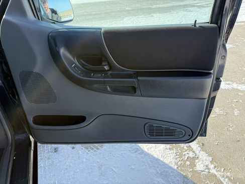 Used 2004 Ford Ranger Edge image 32