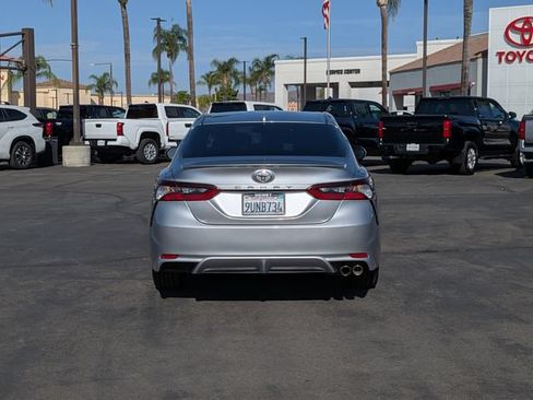 Used 2024 Toyota Camry SE FWD image 6