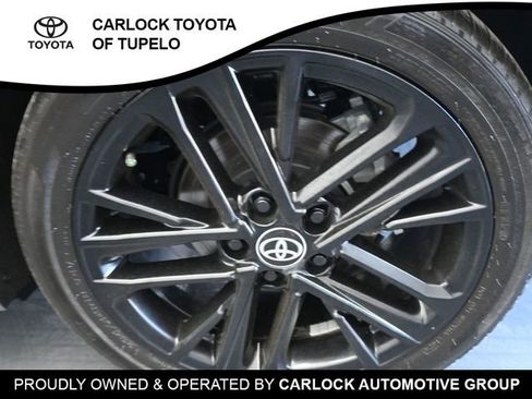 Used 2025 Toyota Camry SE w/ Convenience Package image 28