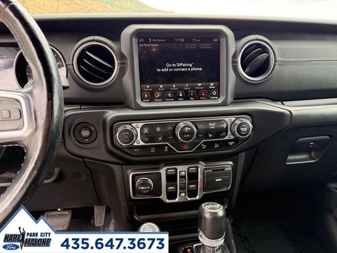Used 2020 Jeep Wrangler Unlimited Sahara AWD/4WD image 19