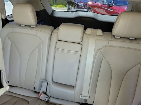 Certified 2023 Lincoln Nautilus Reserve image 10