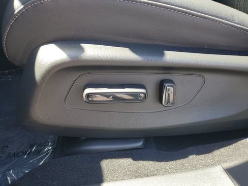 Certified 2025 Honda HR-V EX-L image 20