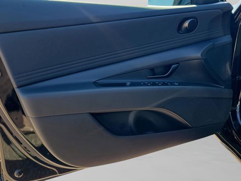 New 2026 Hyundai Elantra SEL Sport Premium FWD image 25