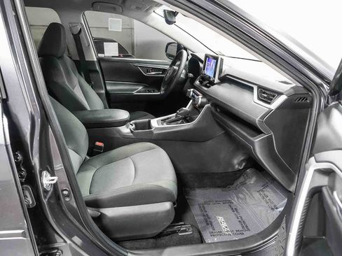 Certified 2024 Toyota RAV4 XLE FWD image 17
