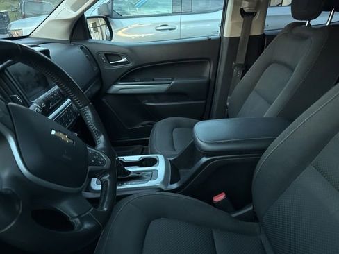Used 2018 Chevrolet Colorado LT AWD/4WD image 5