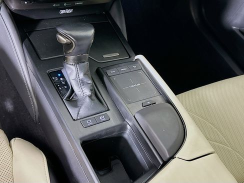 Used 2022 Lexus ES 300h ES 300h Luxury w/ Accessory Package 2 image 25