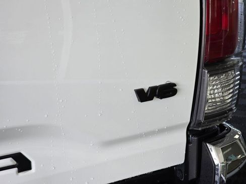 Used 2023 Toyota Tacoma TRD Off-Road image 15