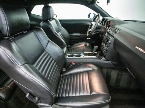 Used 2009 Dodge Challenger R/T image 21