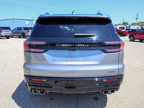 New 2026 GMC Acadia Denali Ultimate w/ LPO, Floor Liner Package AWD/4WD image 4