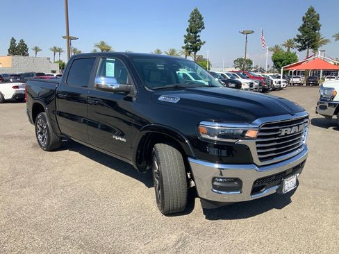 Used 2025 RAM 1500 Laramie w/ Bed Utility Group AWD/4WD image 3