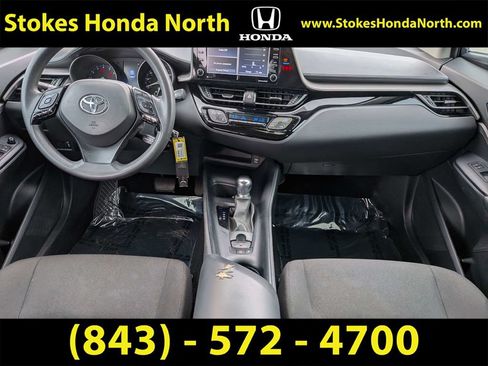 Used 2021 Toyota C-HR LE FWD image 19