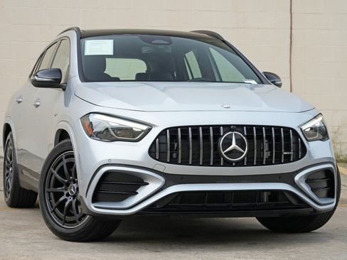 Used 2025 Mercedes-Benz GLA 35 AMG 4MATIC w/ Exclusive Trim Package image 4