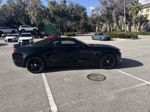 Used 2019 Chevrolet Camaro LT image 3