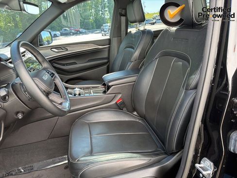 Certified 2022 Jeep Grand Cherokee Overland AWD/4WD image 47