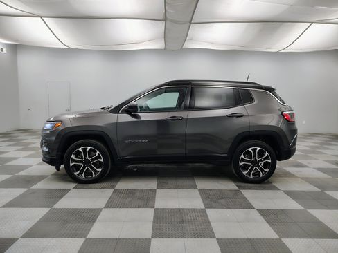 Used 2023 Jeep Compass Limited AWD/4WD image 6