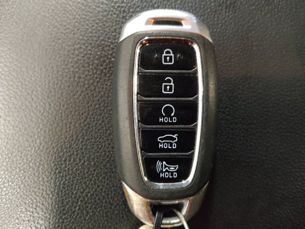 Used 2021 Hyundai Elantra SEL w/ Convenience Package FWD image 32