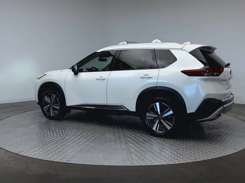 Used 2023 Nissan Rogue Platinum w/ Platinum Premium Package FWD image 6