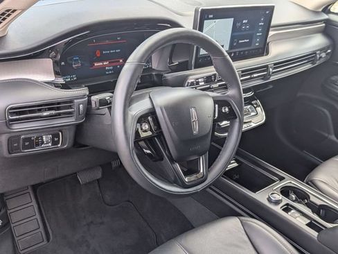 Certified 2023 Lincoln Corsair Reserve w/ Equipment Group 201A AWD/4WD image 11