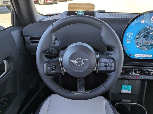 New 2026 MINI Cooper 2-Door Hardtop FWD image 15