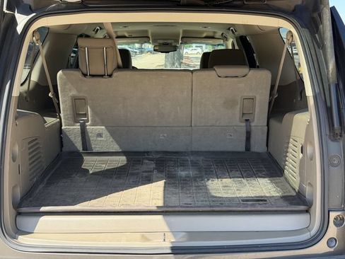 Used 2016 GMC Yukon XL SLE w/ Convenience Package RWD image 26