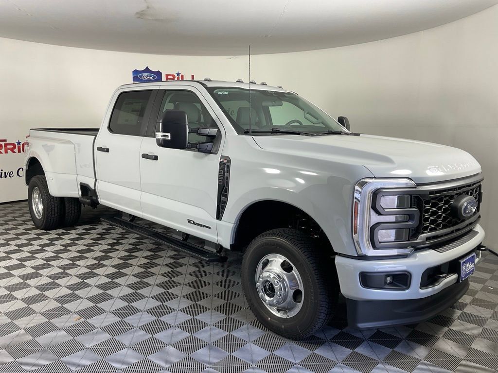 New 2026 Ford F350 XL w/ STX Appearance Package AWD/4WD image 1