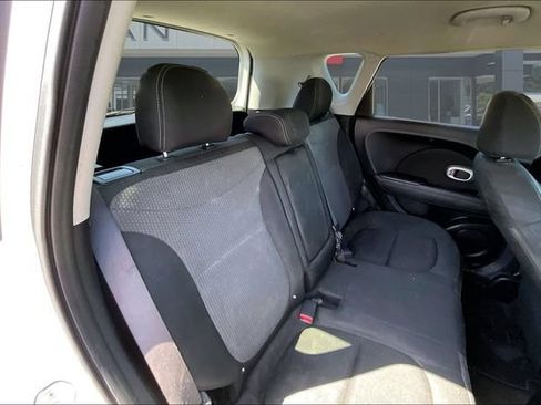 Used 2019 Kia Soul + FWD image 22