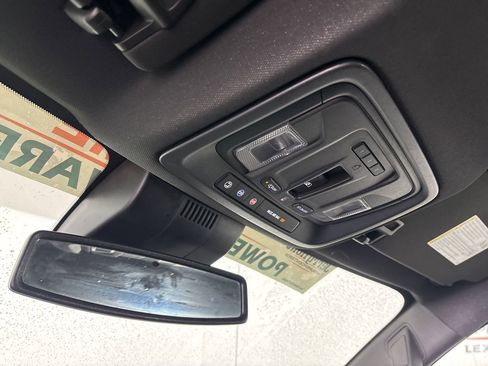 Used 2022 Chevrolet Silverado 1500 ZR2 image 21