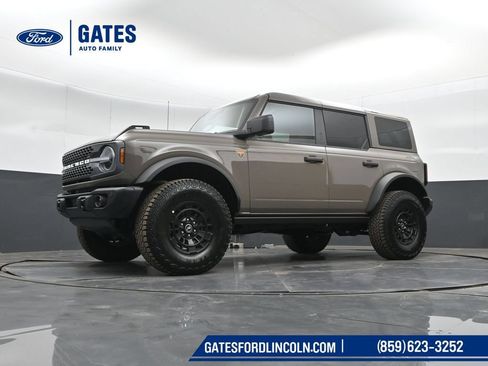 Used 2026 Ford Bronco Badlands AWD/4WD image 42