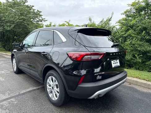 Used 2024 Ford Escape Active w/ Cold Weather Package FWD image 5