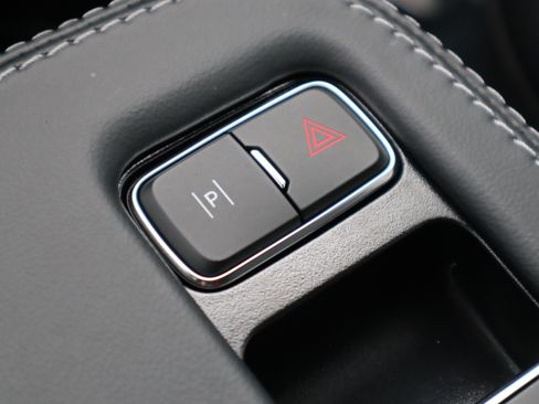 New 2024 Ford Mustang Mach-E Select w/ Comfort Package Lite image 30