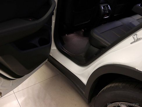 Certified 2024 BMW X3 xDrive30i w/ Convenience Package w/ZPA image 28