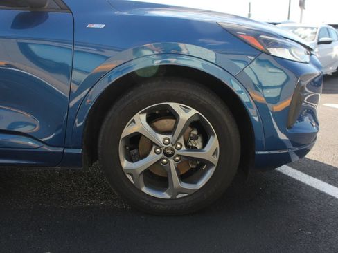 Used 2023 Ford Escape ST-Line w/ Equipment Group 301A FWD image 10