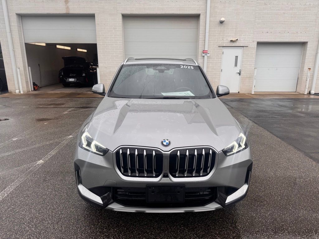Used 2025 BMW X1 xDrive28i w/ Premium Package AWD/4WD image 8