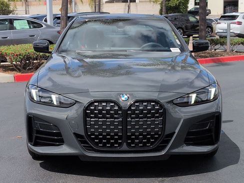 New 2026 BMW 430i Coupe w/ M Sport Package RWD image 3