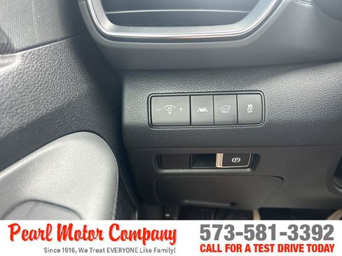 Used 2023 Hyundai Santa Fe SEL FWD image 14