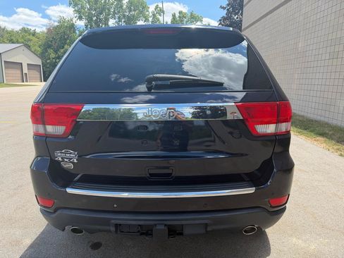 Used 2011 Jeep Grand Cherokee Overland AWD/4WD image 6