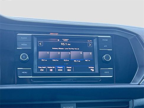 Used 2024 Volkswagen Jetta SE image 14