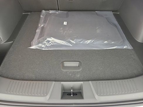 New 2026 Chevrolet Trax LT w/ Midnight Edition image 33