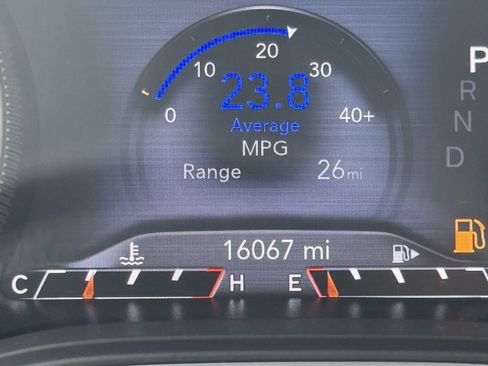 Used 2022 Jeep Cherokee Trailhawk w/ Premium Leather Package AWD/4WD image 18