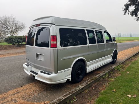 Used 2008 Chevrolet Express 1500 AWD w/ Preferred Equipment Group image 5