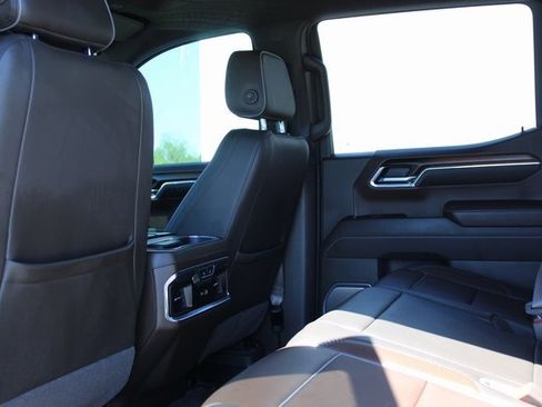 Used 2024 GMC Sierra 1500 Denali w/ Technology Package image 14