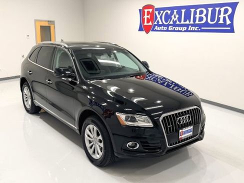 Used 2017 Audi Q5 2.0T Premium AWD/4WD image 2